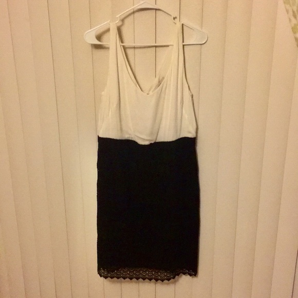 Black and White Loft Dress - Picture 1 of 4